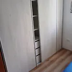 Oaza Kraj Jezera, App Nika