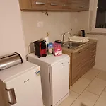 Oaza Kraj Jezera, App Nika Apartamento