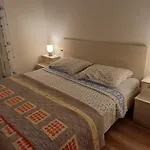 Oaza Kraj Jezera, App Nika * Tribalj (Primorsko-Goranska)