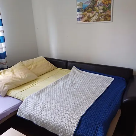 Oaza Kraj Jezera, App Nika Apartment Tribalj (Primorsko-Goranska)