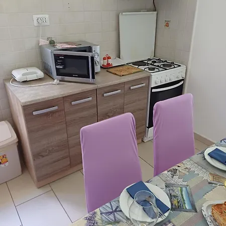 Oaza Kraj Jezera, App Nika Tribalj