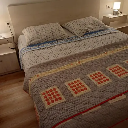 Oaza Kraj Jezera, App Nika