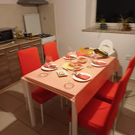 Oaza Kraj Jezera, App Nika Apartment